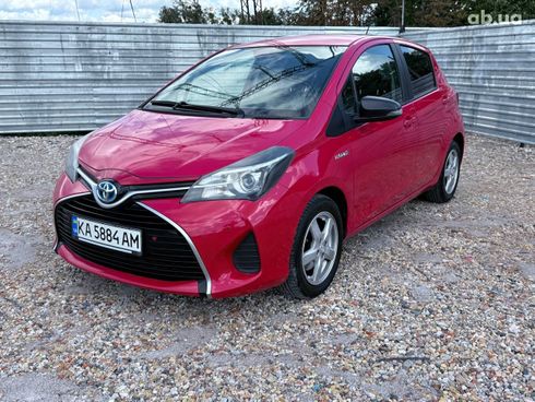 Toyota Auris 2015 красный - фото 3
