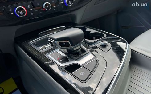 Audi Q7 2018 - фото 16
