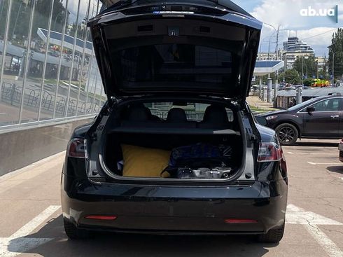 Tesla Model S 2018 - фото 27
