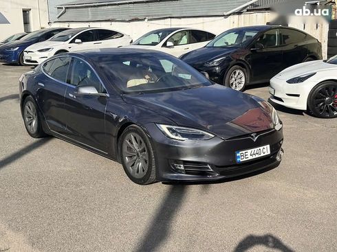 Tesla Model S 2018 - фото 14