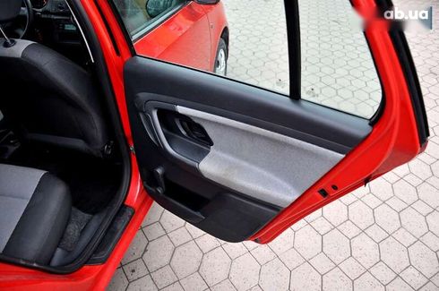 Skoda Fabia 2012 - фото 20