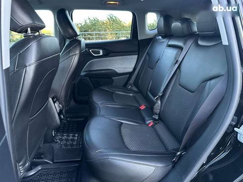 Jeep Compass 2022 - фото 22