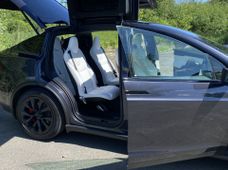 Продаж вживаних Tesla Model X 2024 року в Києві - купити на Автобазарі