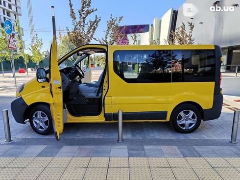 Opel Vivaro 2005 - фото 9