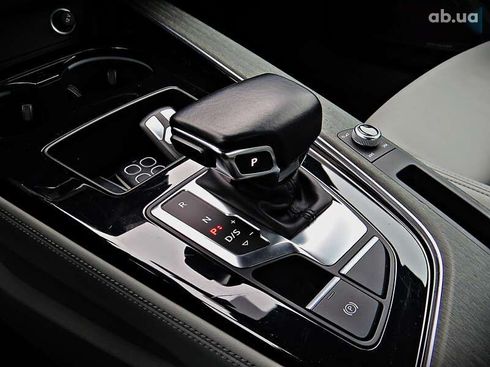 Audi A4 2022 - фото 15