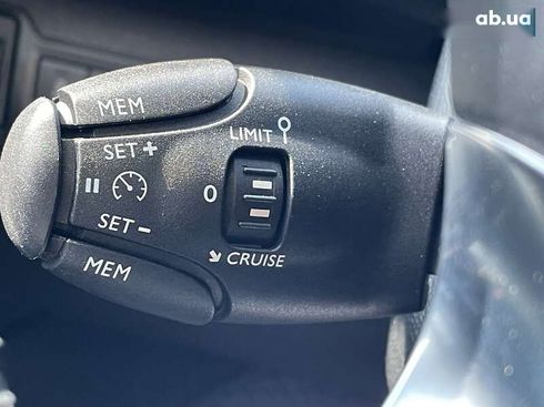 Peugeot 308 2014 - фото 25
