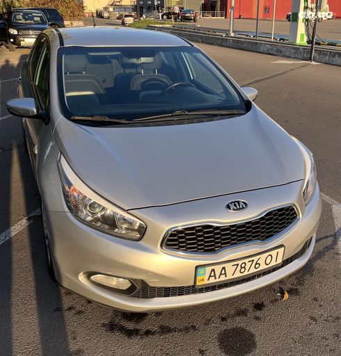 Kia Cee'd 2013 серебристый - фото 4