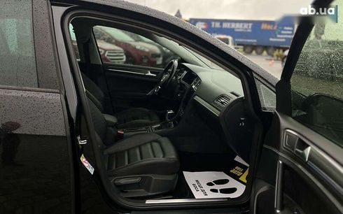 Volkswagen e-Golf 2019 - фото 22