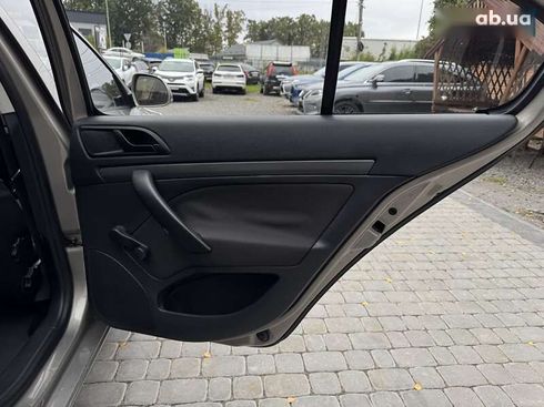 Skoda Octavia 2009 - фото 22