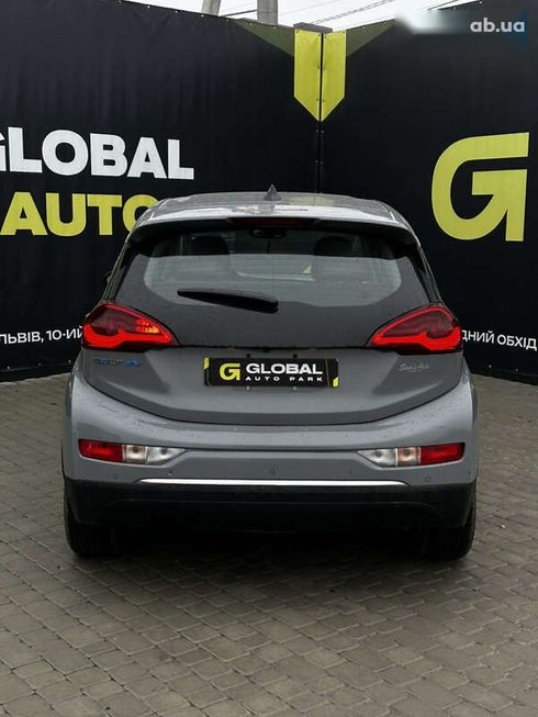 Chevrolet Bolt 2018 - фото 18