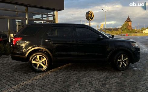 Ford Explorer 2016 - фото 8