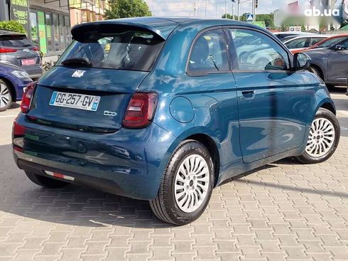 Fiat 500E 2022 - фото 12