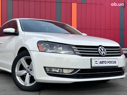 Volkswagen Passat 2013 - фото 2