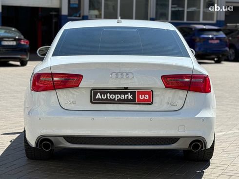 Audi A6 2013 белый - фото 6