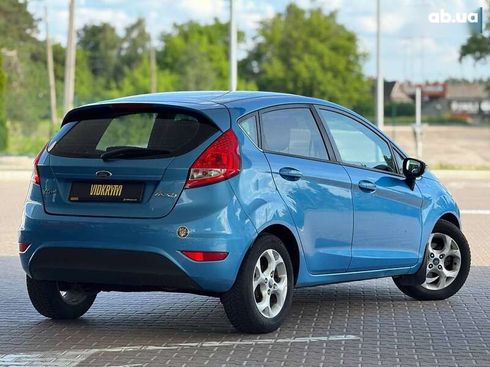 Ford Fiesta 2011 - фото 13