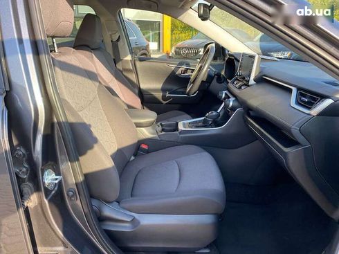 Toyota RAV4 2020 - фото 20