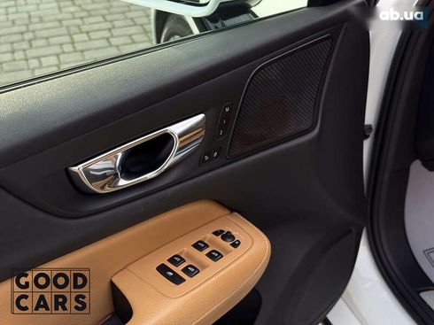 Volvo S60 2020 - фото 17