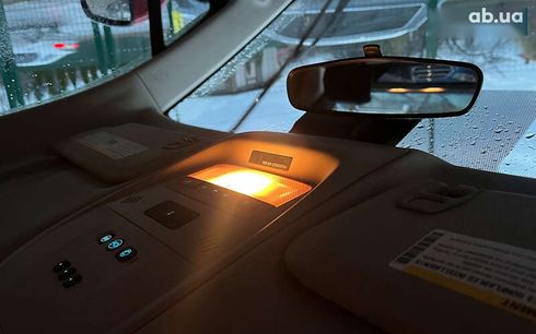 Chevrolet Volt 2014 - фото 15