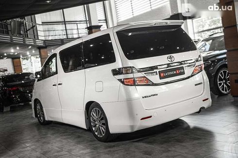 Toyota Vellfire 2014 - фото 18