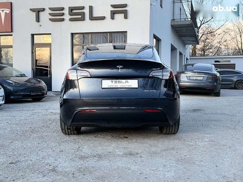 Tesla Model Y 2024 - фото 13