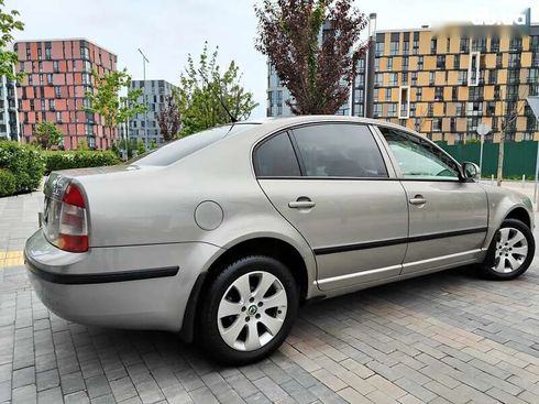 Skoda Superb 2007 - фото 20
