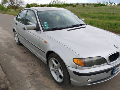 BMW 3 серия 2002 серый - фото 2