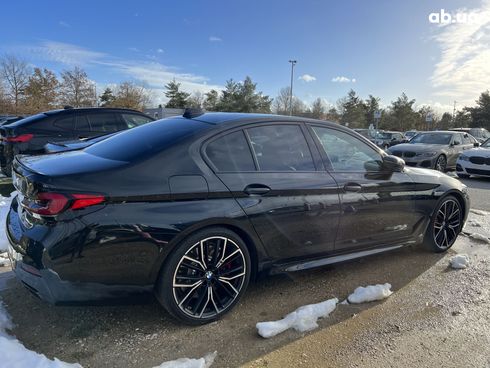 BMW 5 серия 2022 - фото 31