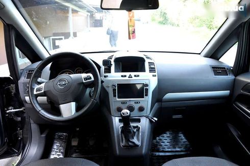 Opel Zafira 2009 - фото 29