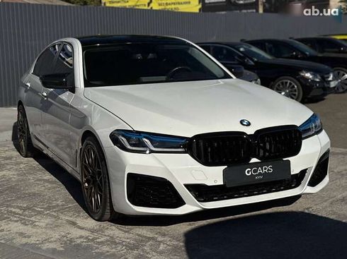 BMW 5 серия 2017 - фото 3