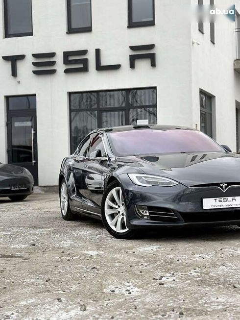 Tesla Model S 2017 - фото 4