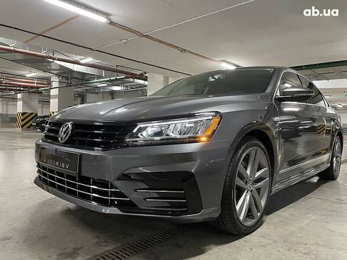 Volkswagen Passat 2017 - фото 6