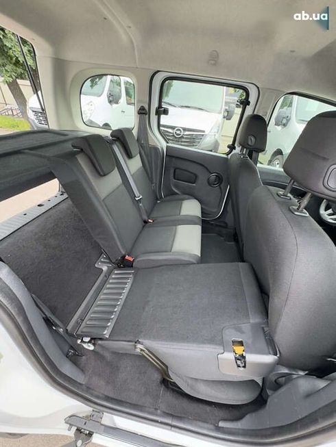 Renault Kangoo 2019 - фото 28