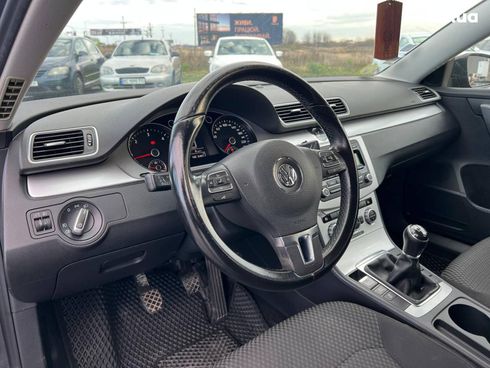 Volkswagen passat b7 2012 серый - фото 17