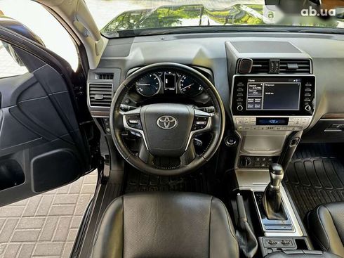 Toyota Land Cruiser Prado 2021 - фото 25
