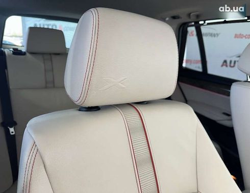 BMW X3 2016 - фото 19