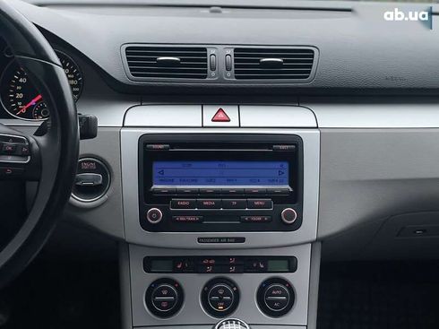 Volkswagen Passat 2010 - фото 15