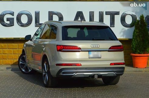 Audi Q7 2021 - фото 9