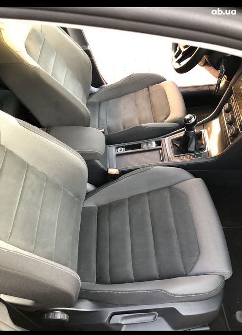 Volkswagen Golf 2018 - фото 17