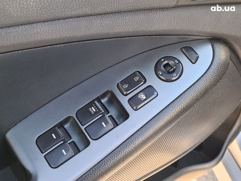 Kia K5 2015 серый - фото 21