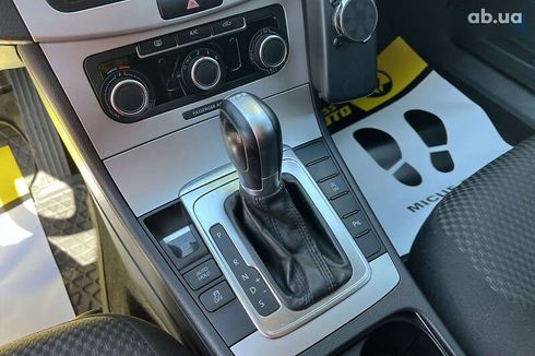 Volkswagen Passat 2012 - фото 16