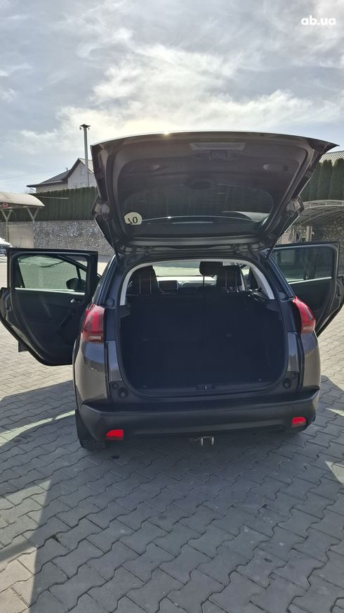 Peugeot 2008 2019 серый - фото 4