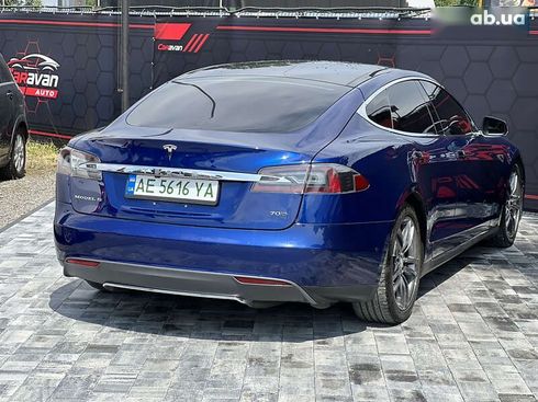 Tesla Model S 2016 - фото 17
