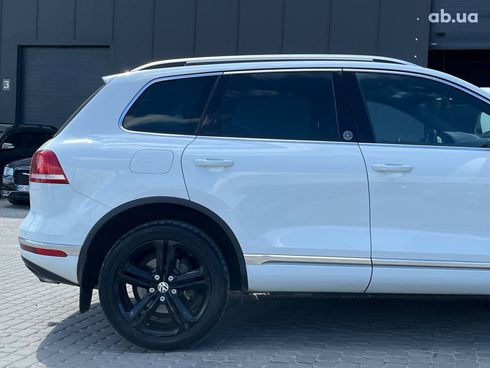 Volkswagen Touareg 2016 белый - фото 51