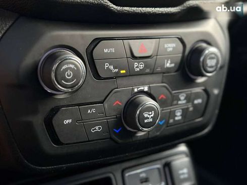 Jeep Renegade 2019 - фото 28