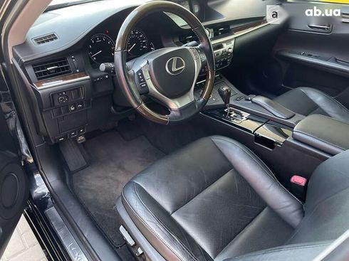 Lexus ES 2015 - фото 19