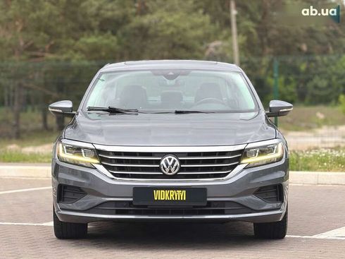 Volkswagen Passat 2020 - фото 4