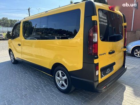 Renault Trafic 2017 - фото 10