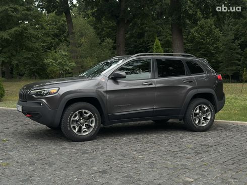 Jeep Cherokee 2019 - фото 3