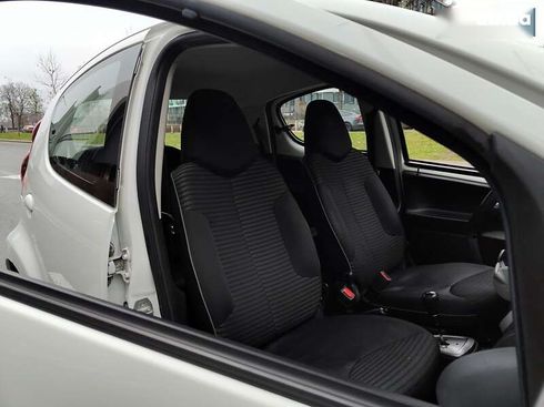 Peugeot 107 2013 - фото 28