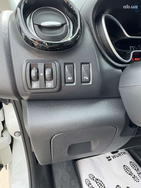 Renault Trafic 2020 - фото 15